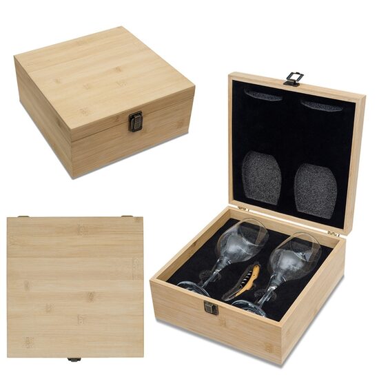 Dāvanu komplekts PB-R22550-GR (2 vīna glāzes koka kastītē) ar gravējumu